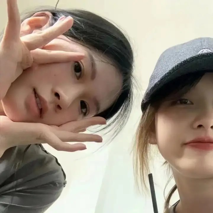 黑影窥窗